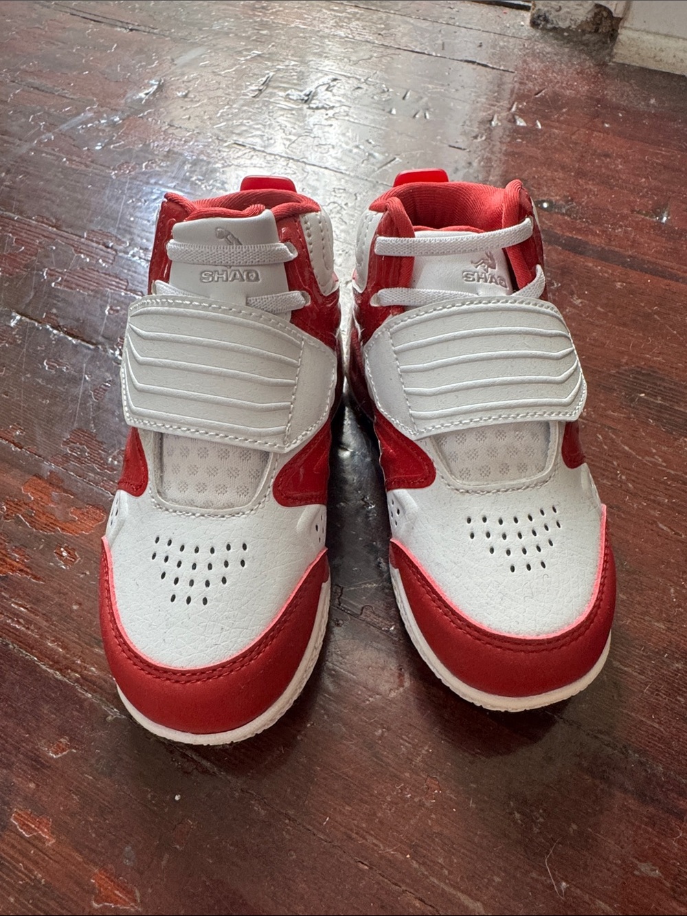 NWOB Shaw Kids White and Red Shoes